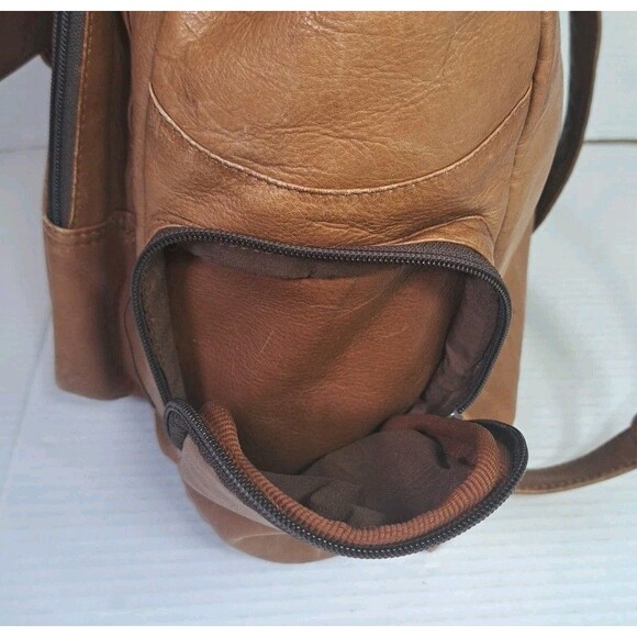 Genuine Leather Tan Backpack Made in Colombia – 16×15×4" Unisex Travel Rucksack - Picture 5 of 13